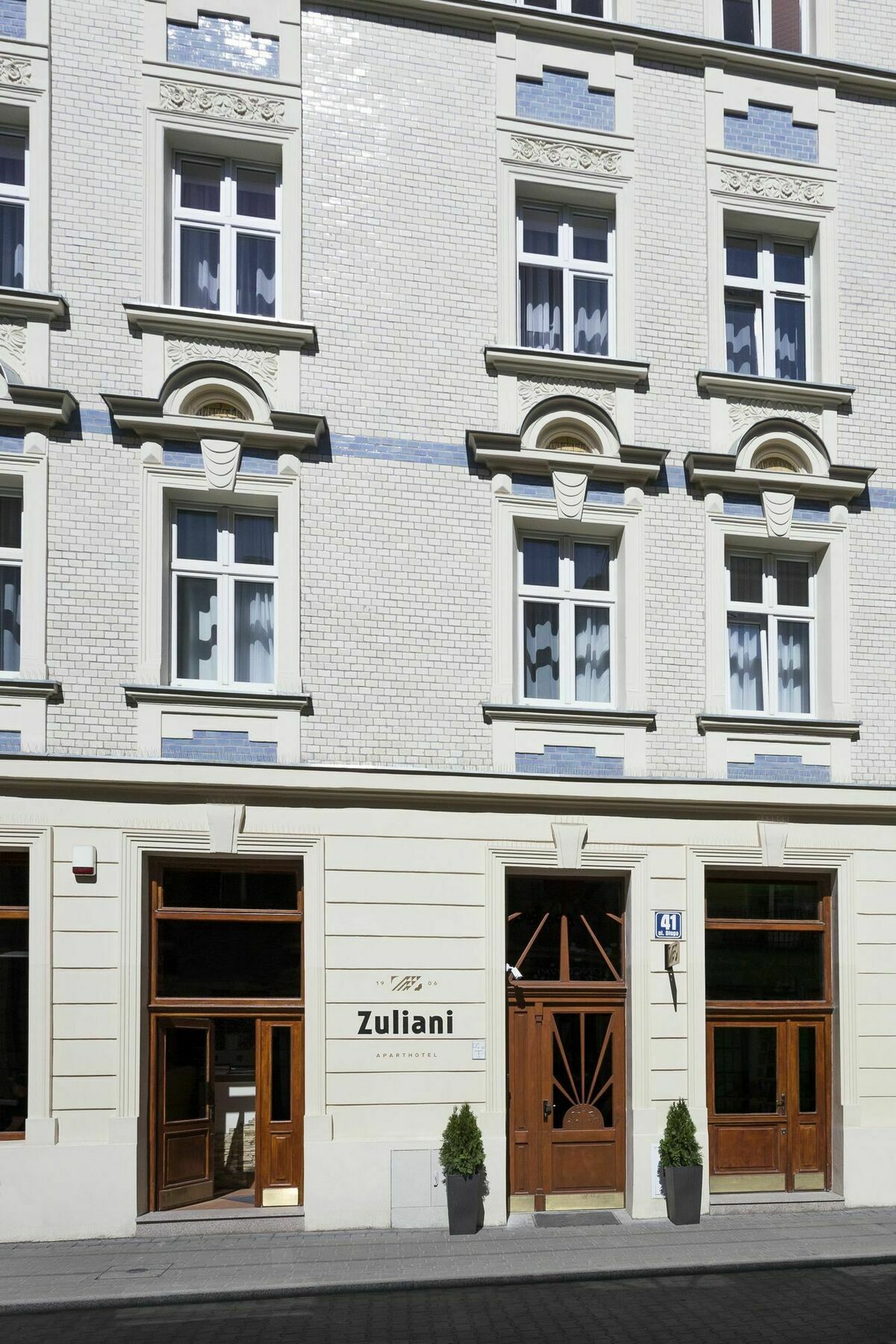 Zulian Aparthotel By Artery Hotels Krakow Exterior photo